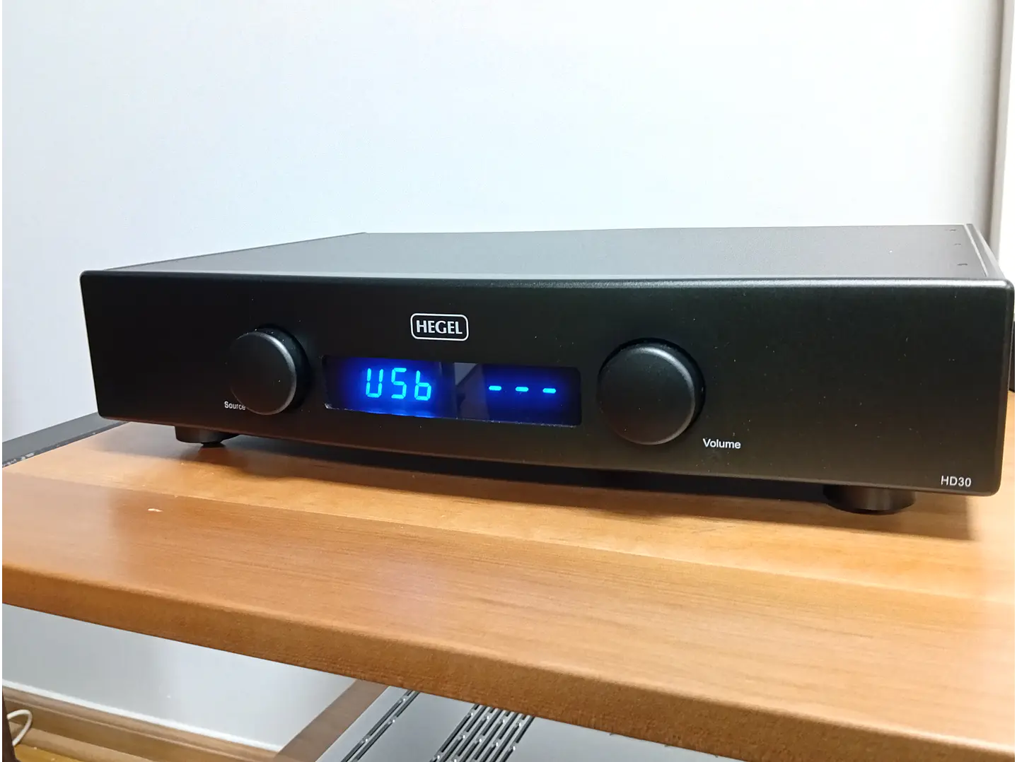 Hegel HD30 DAC **USADO** 1