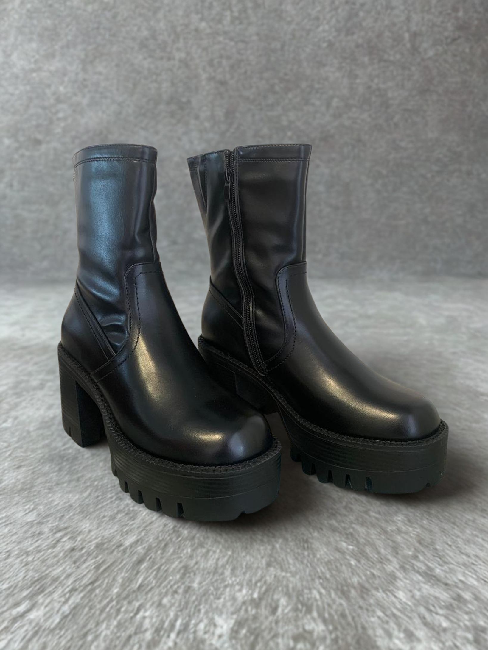 Botín Plataforma Negro Mujer, con Elástico y Casual. 3