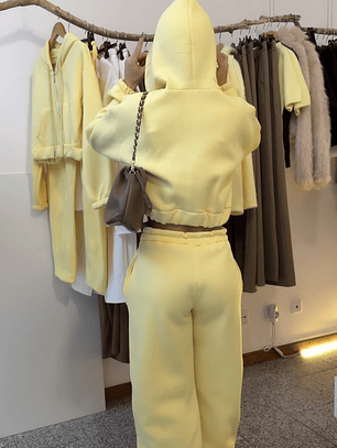 FATO DE TREINO CARDADO