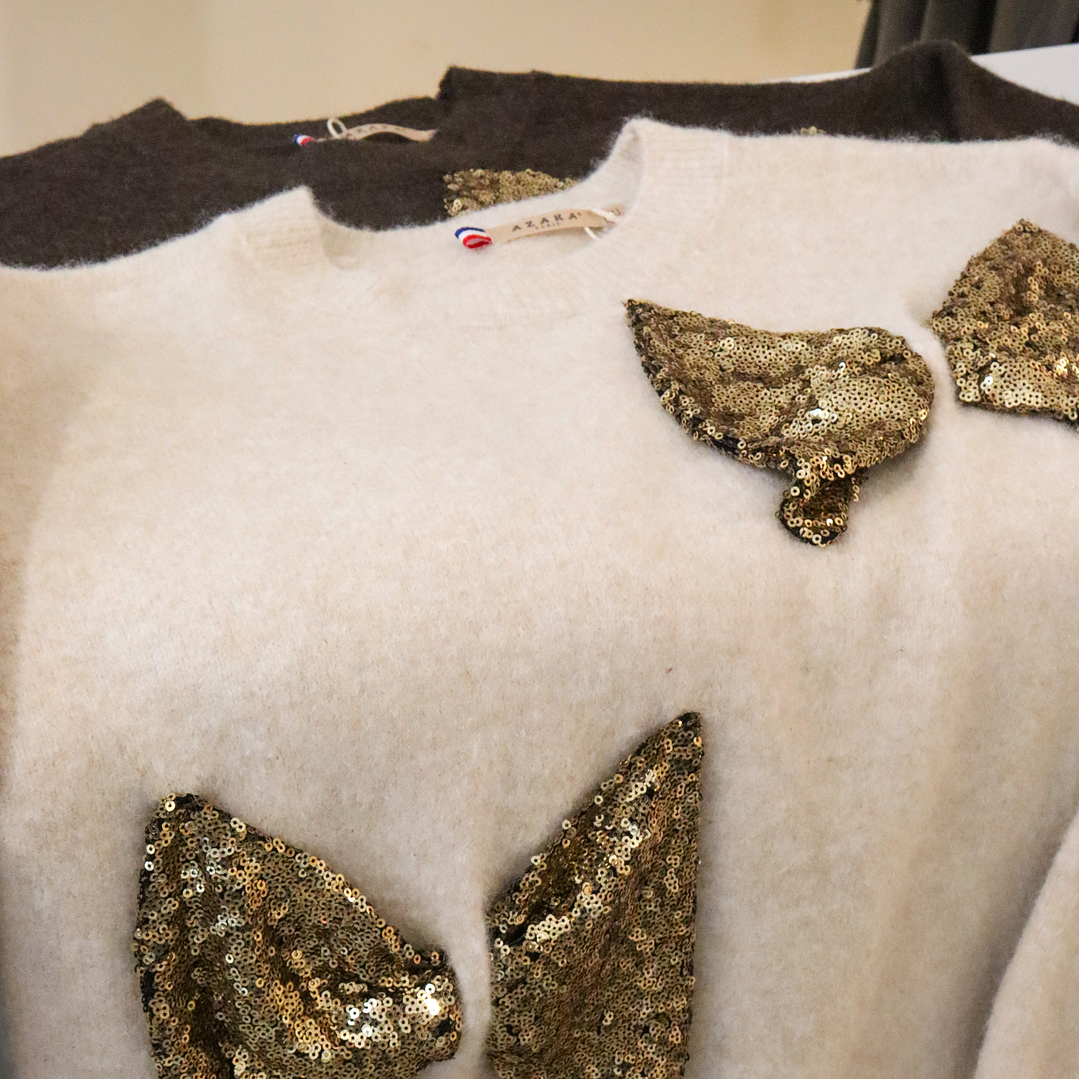 CAMISOLA COM LAÇOS LANTEJOULAS 1