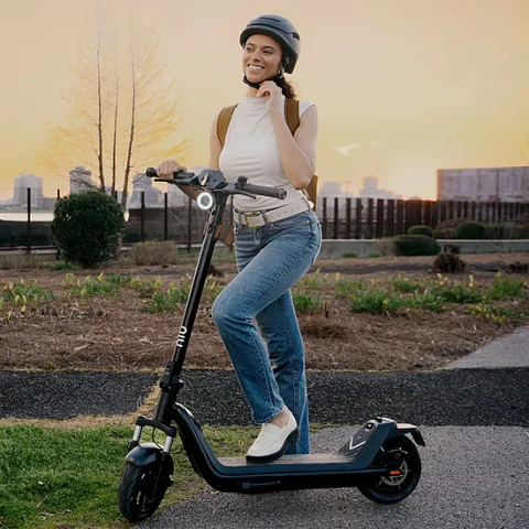 Trottinette NIU KQi 300P