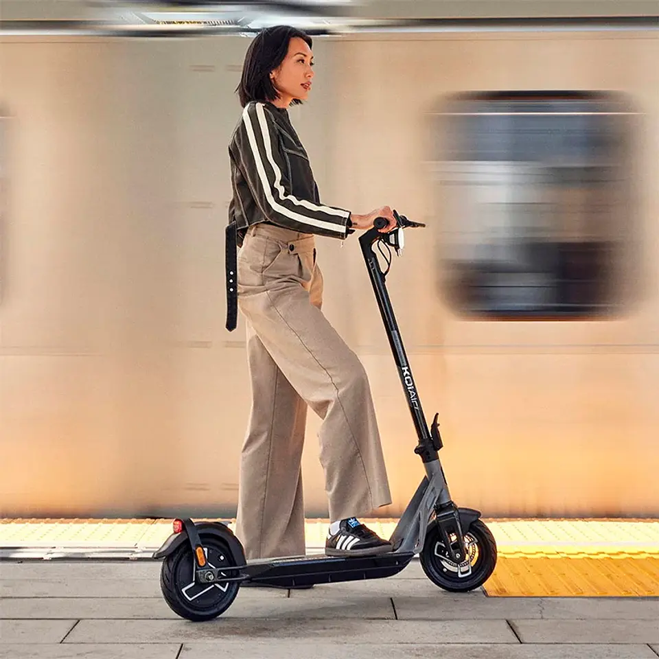 Trottinette NIU KQi Air X EU-GD 1