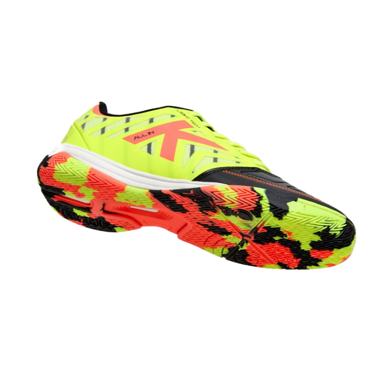 Zapatillas Futsal All In Negro y Lima Kelme 2