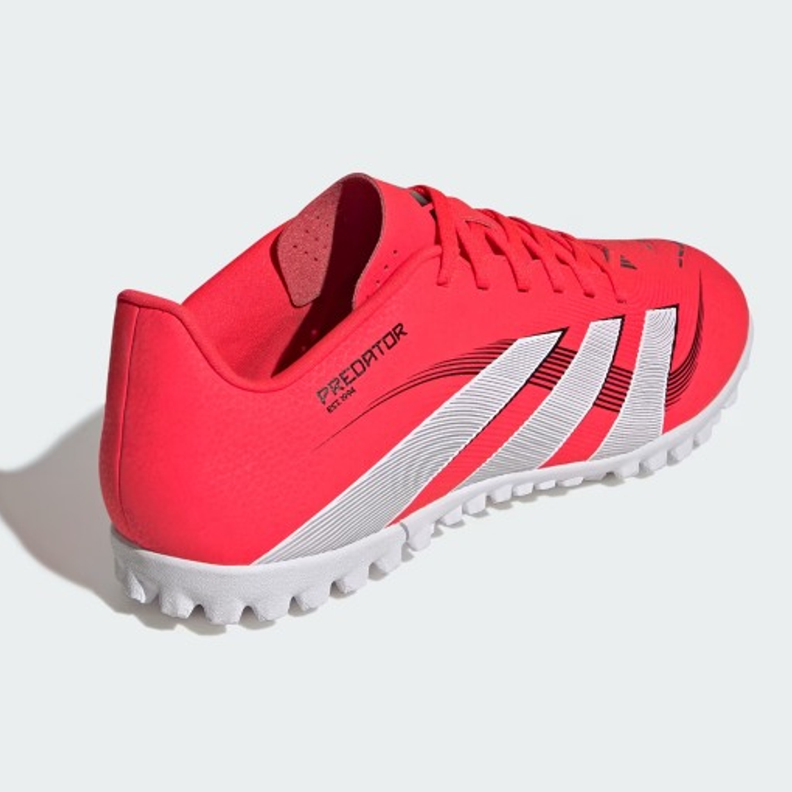 Zapatos de Futbolito Predator Club Pasto sintético 2