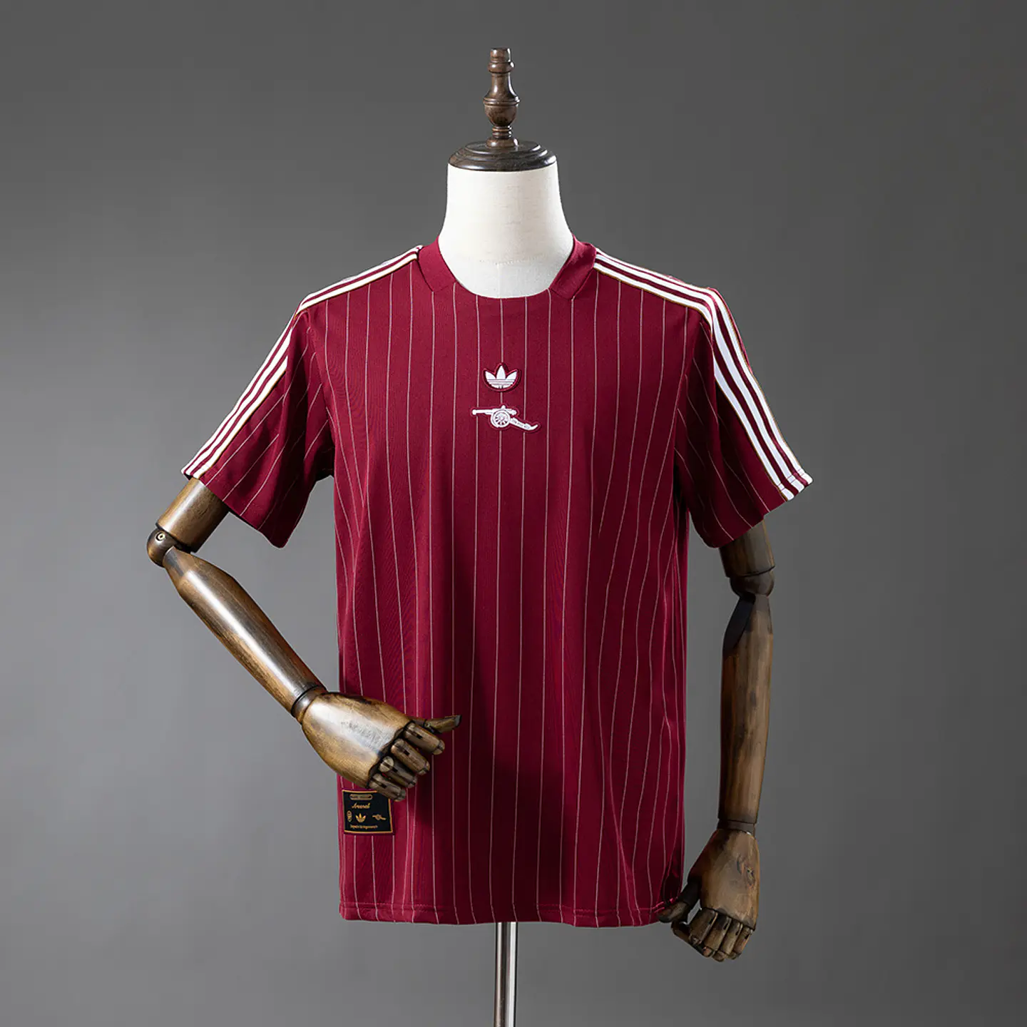 2025-26 Arsenal Red Travel Shirt 1