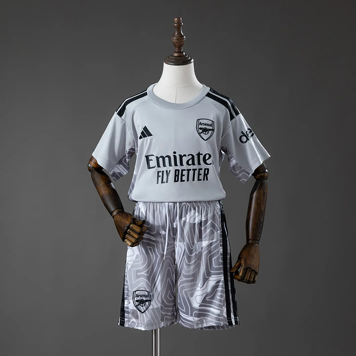 2026-27 Arsenal Goalkeeper Kids Kit 1