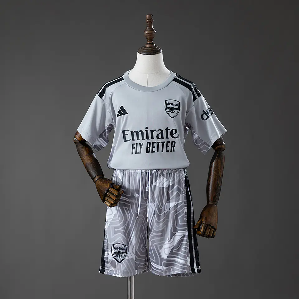 2026-27 Arsenal Goalkeeper Kids Kit 1