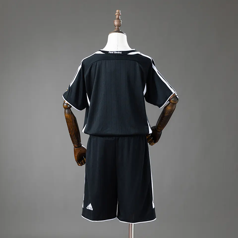 2006-07 Real Madrid Away Kids Kit 2