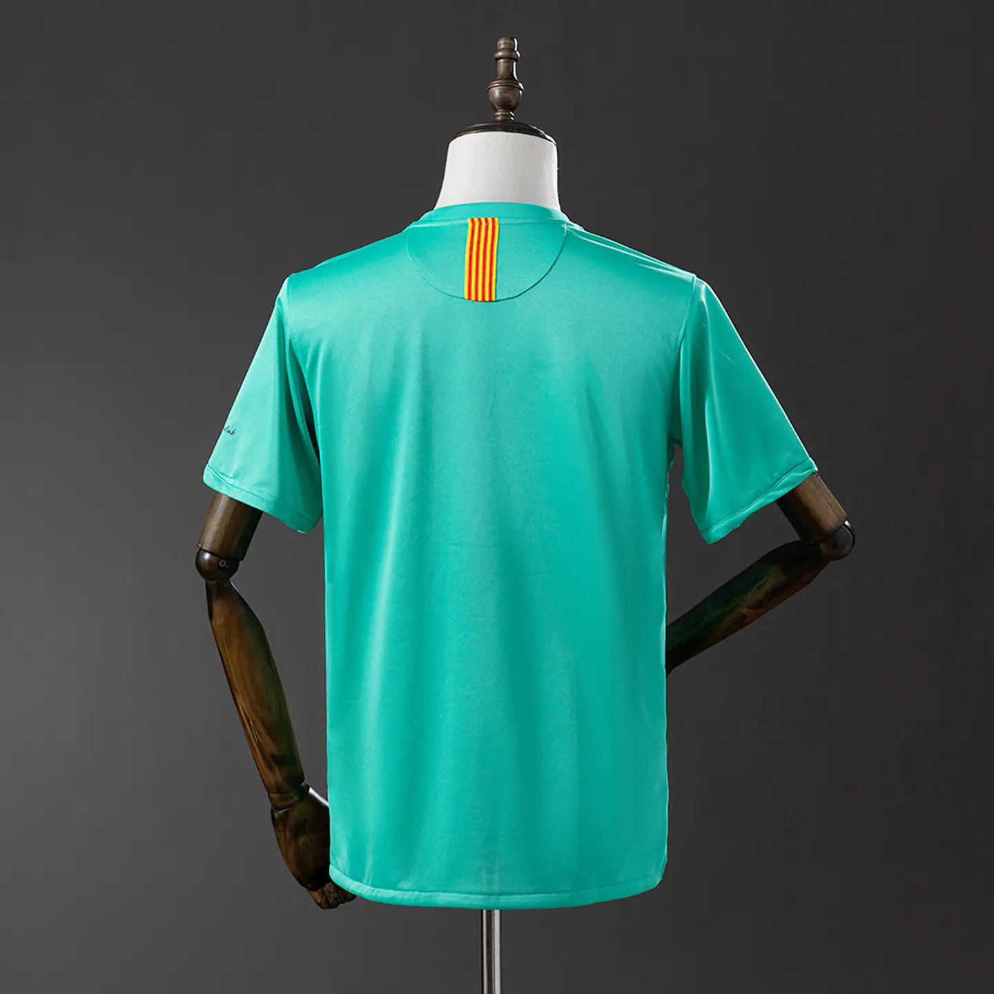 2010-11 Barcelona Away Jersey 2