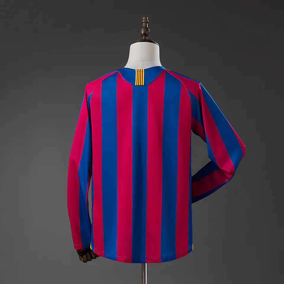 2005-06 Barcelona Home Long Sleeve Jersey 2