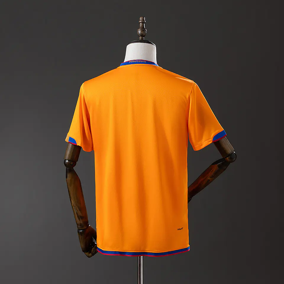 2006-07 Barcelona Away Jersey 2