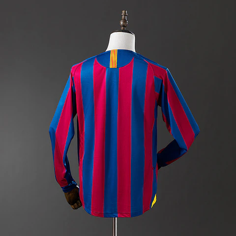 2005-06 Barcelona Home Long Sleeve Jersey