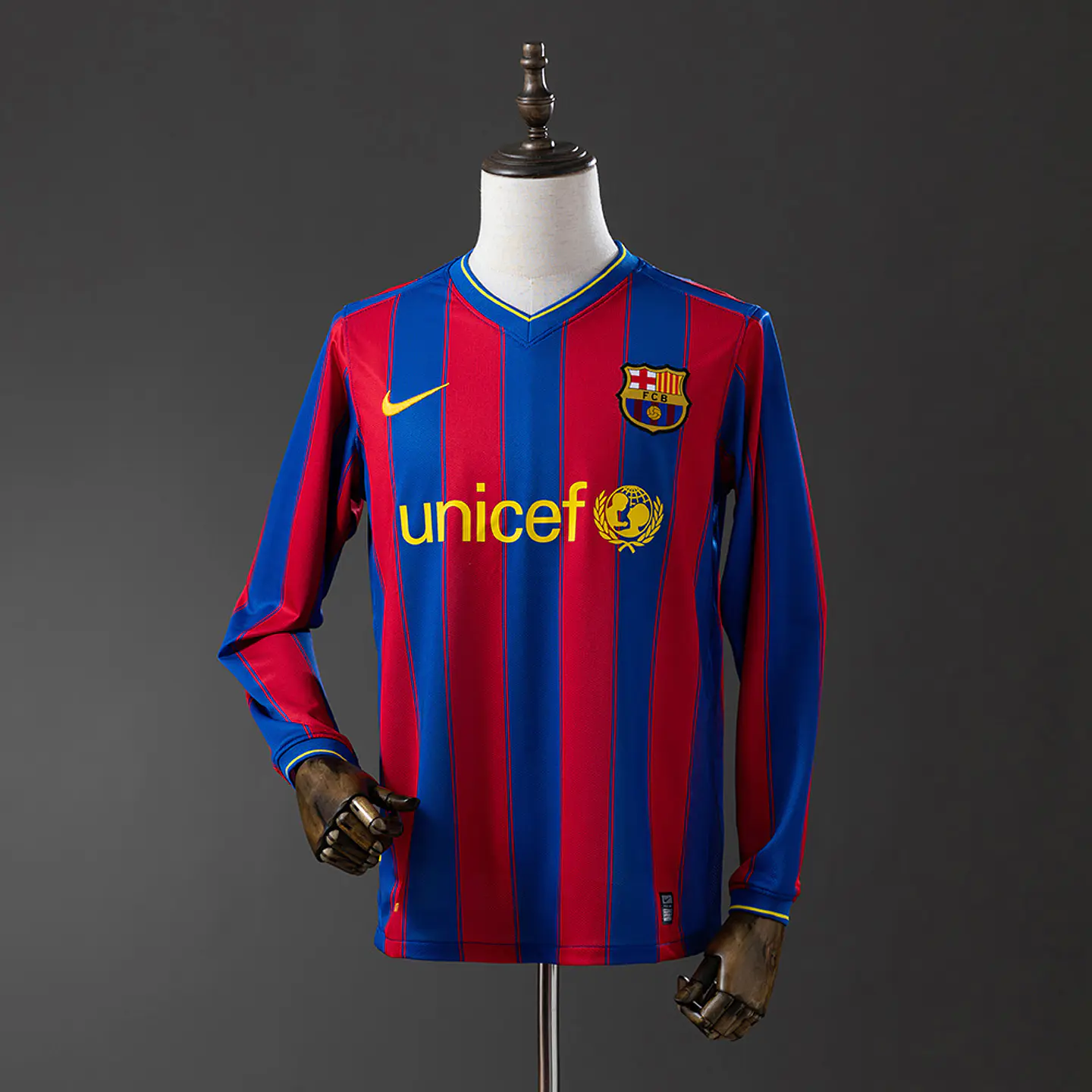 2009-10 Barcelona Home Long Sleeve Jersey 1