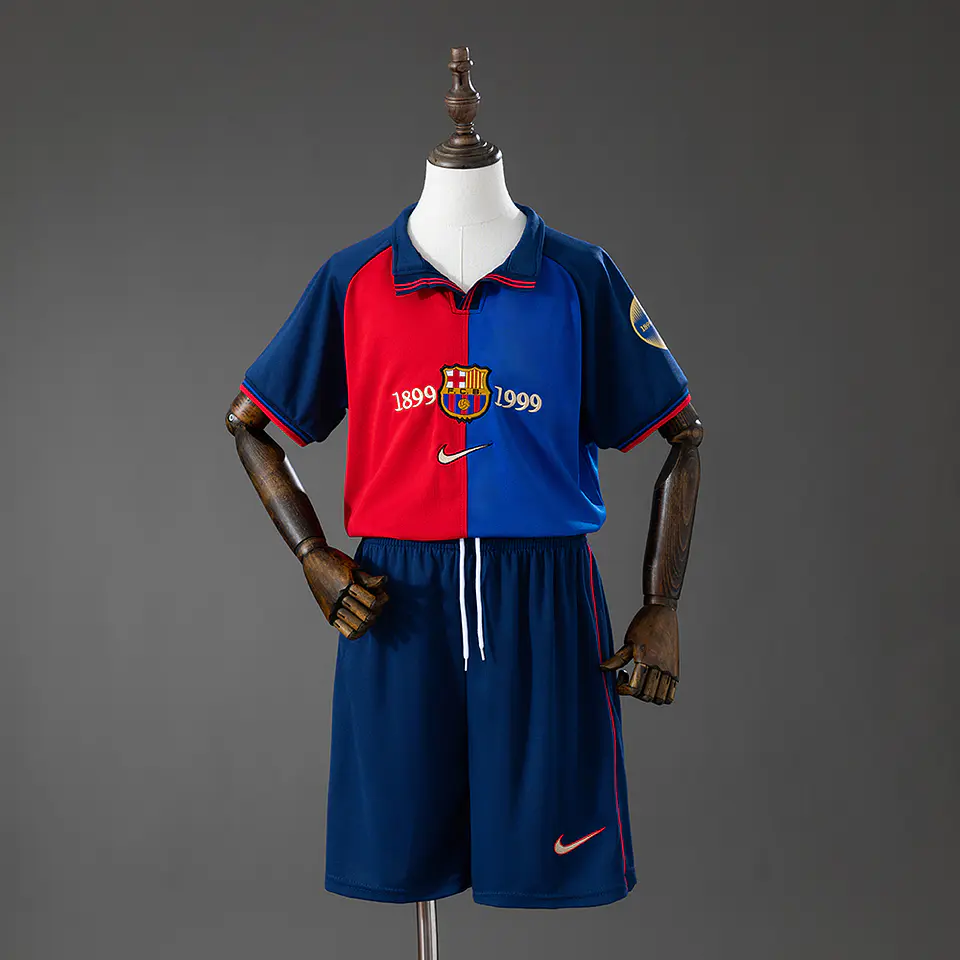 1999-00 Barcelona Home Kids Kit 1