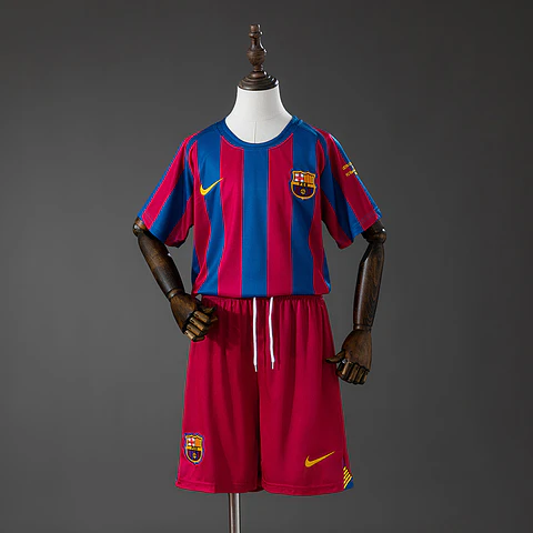 2005-06 Barcelona Home Kids Kit