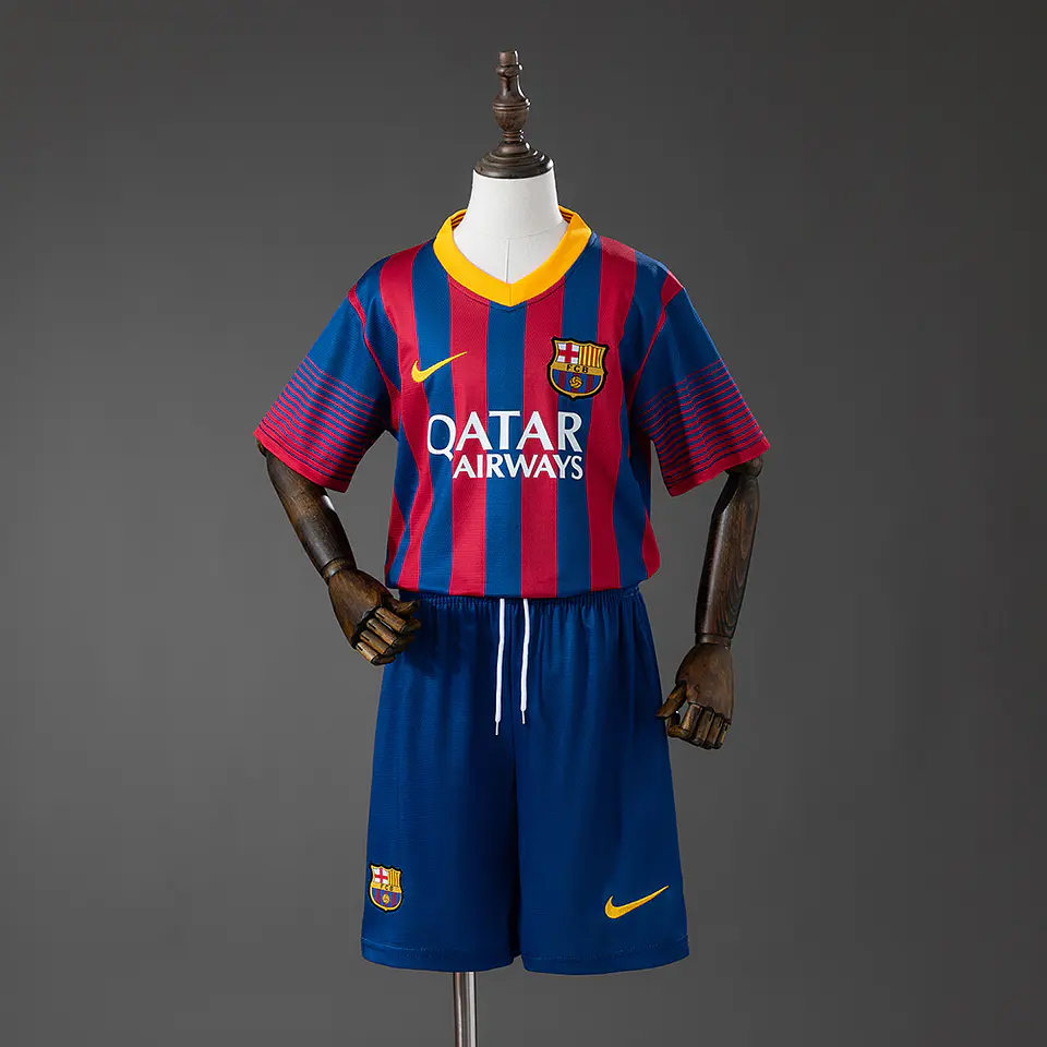 2013-14 Barcelona Home Kids Kit 1