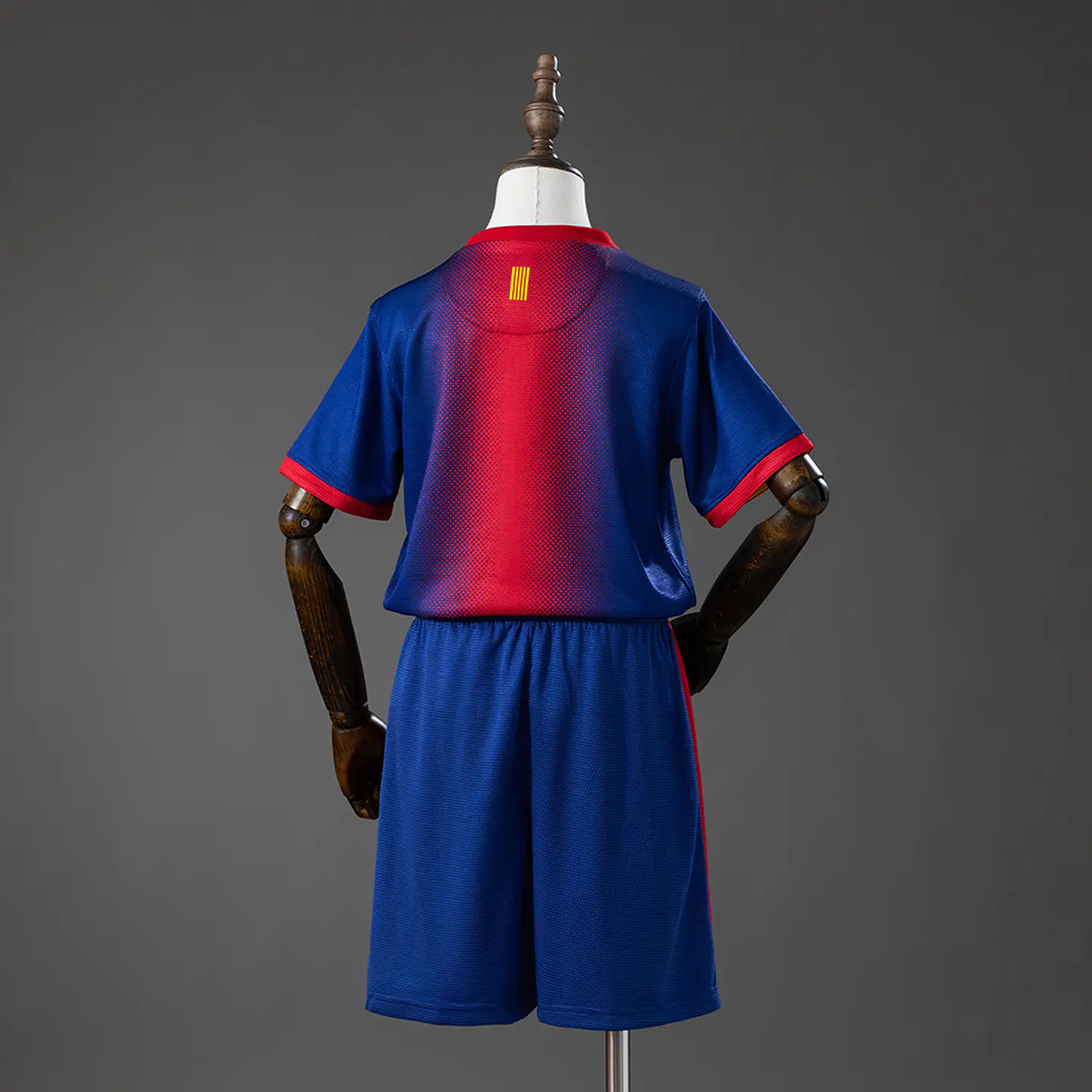 2012-13 Barcelona Home Kids Kit 2