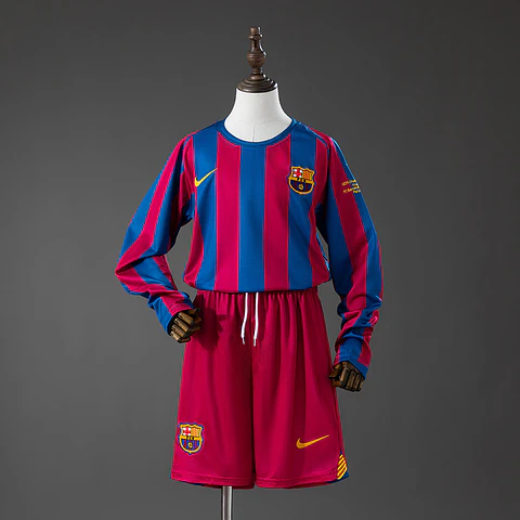 2005-06 Barcelona Home Long Sleeve Kids Kit