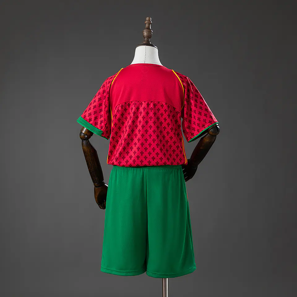 2004 Portugal Home Kids Kit 2