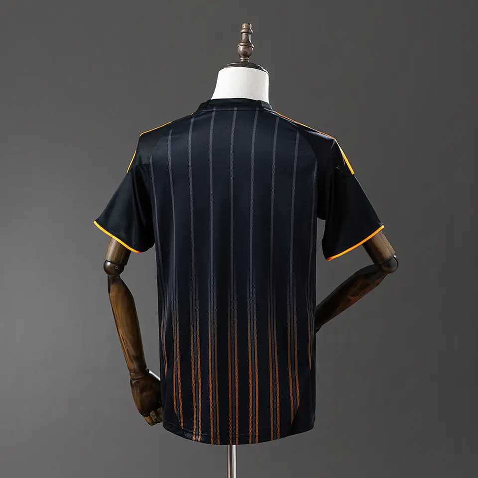 2010-11 Chelsea Away Jersey 2