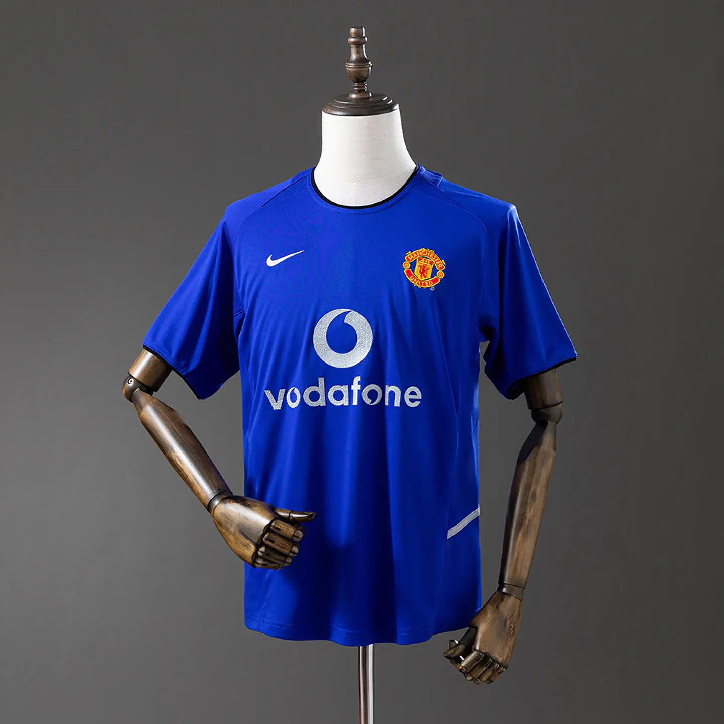 2002-03 Manchester United Third Jersey 1