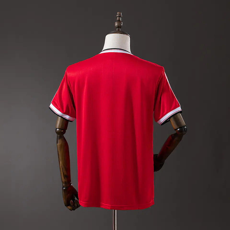 1983-84 Manchester United Home Jersey 2