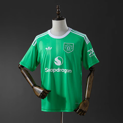 2025-26 Manchester United Green Goalkeeper Jersey