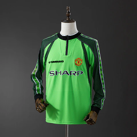 1998-00 Manchester United Green Goalkeeper Long Sleeve Jersey