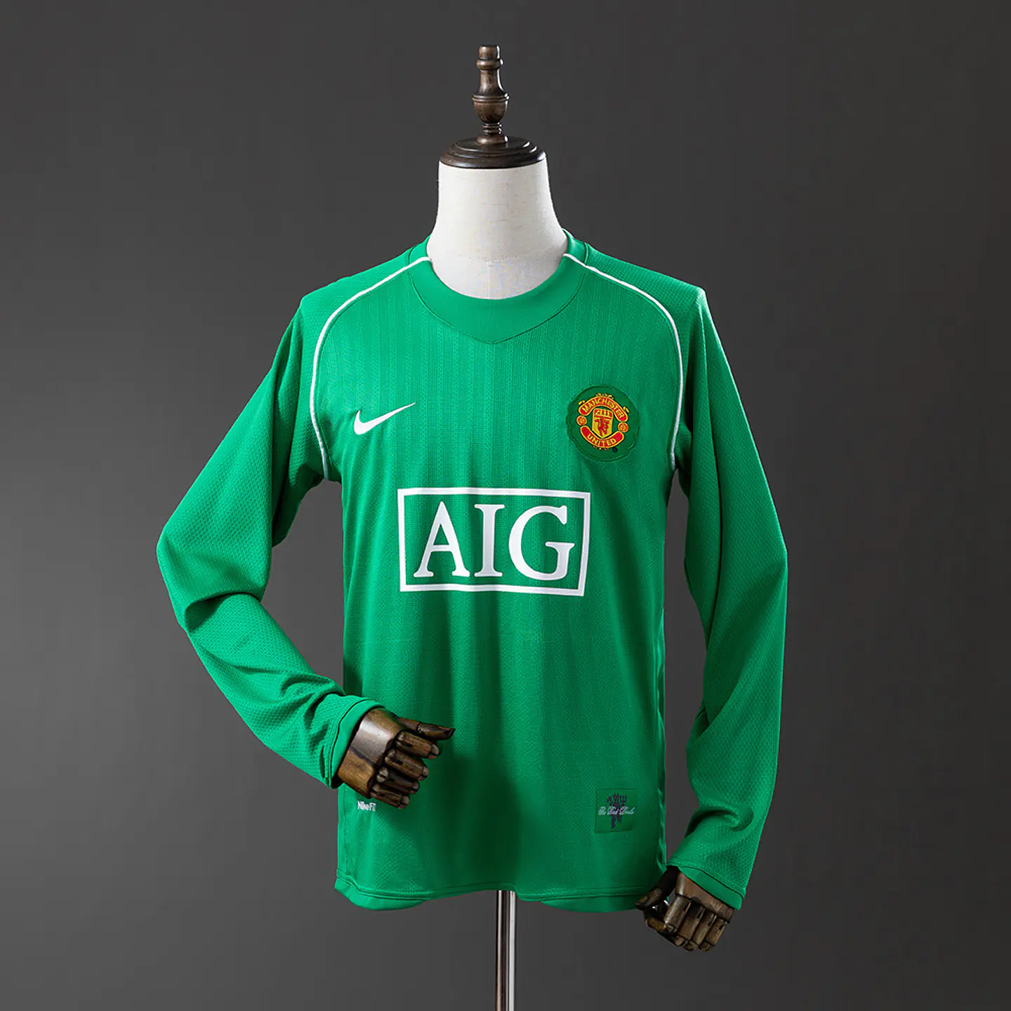 2007-08 Manchester United Green Goalkeeper Long Sleeve Jersey 1