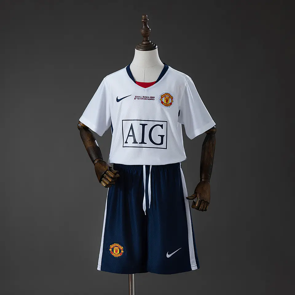 2008-09 Manchester United Away Kids Kit 1
