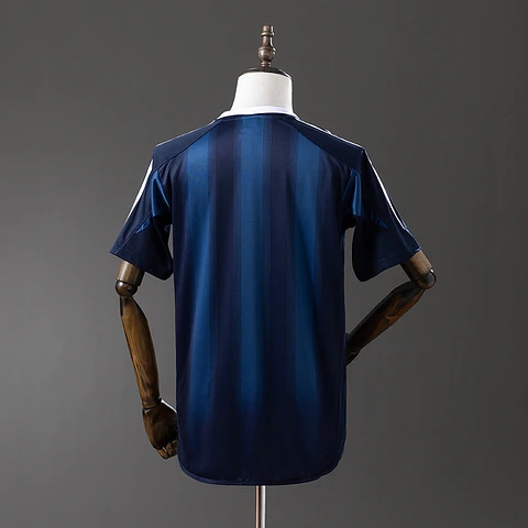 2004-05 Newcastle Away Jersey