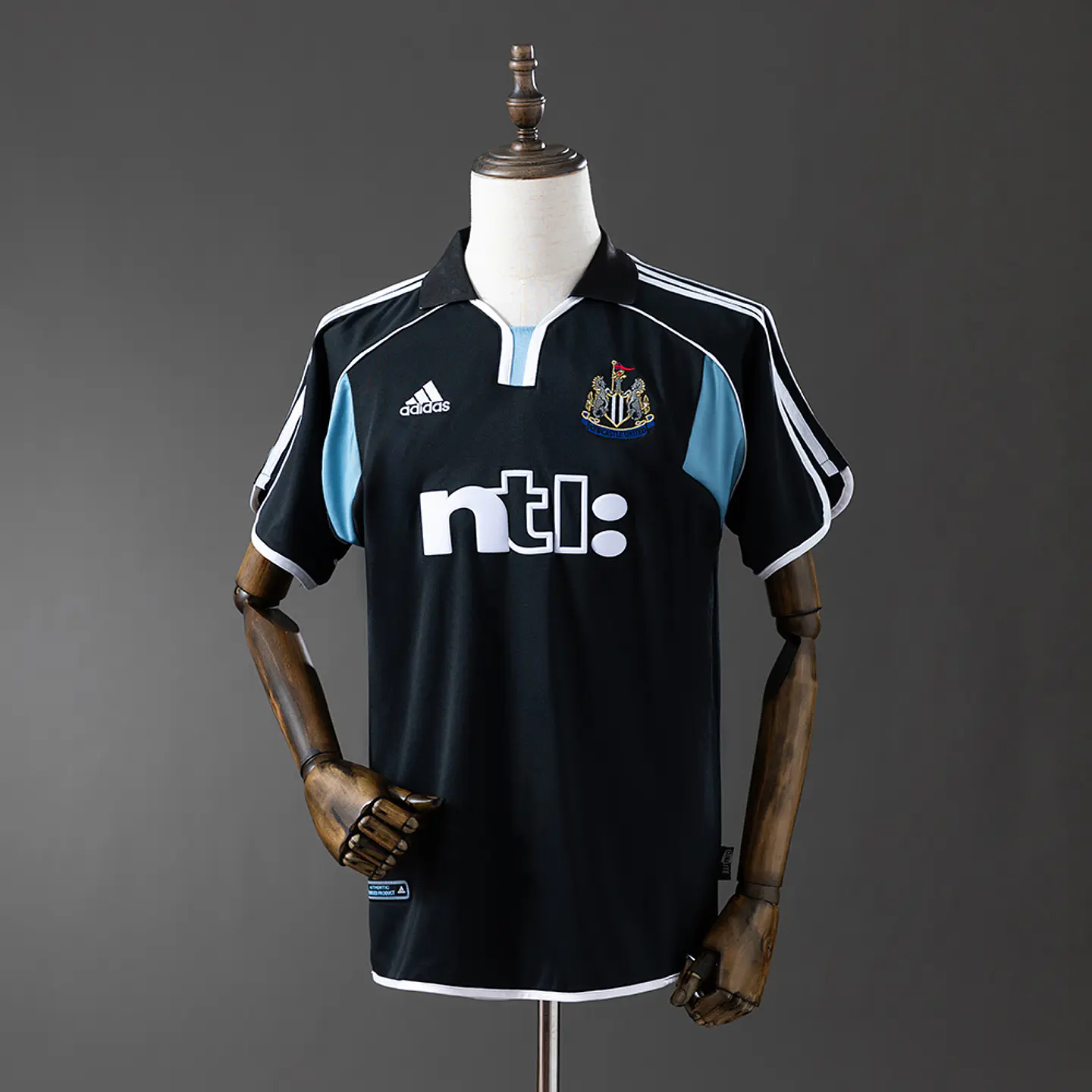 2000-01 Newcastle Away Jersey 1