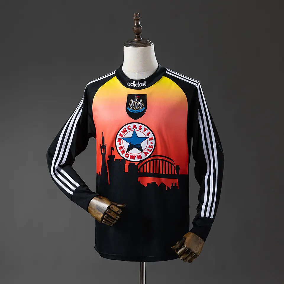 1996-97 Newcastle Skyline Goalkeeper Long Sleeve Jersey 1