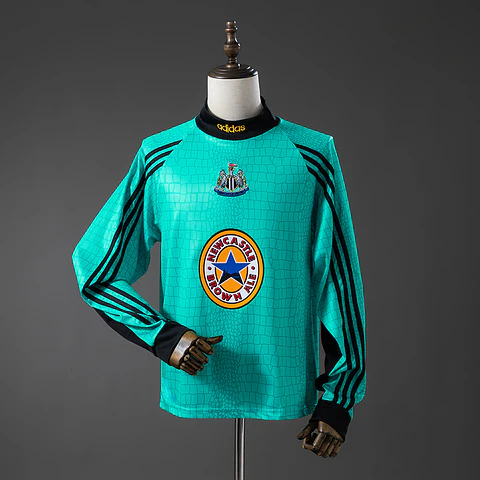 1997-98 Newcastle Green Scale Goalkeeper Long Sleeve Jersey
