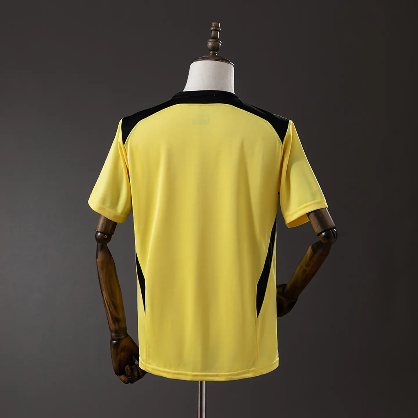2004-05 Liverpool Away Jersey 2