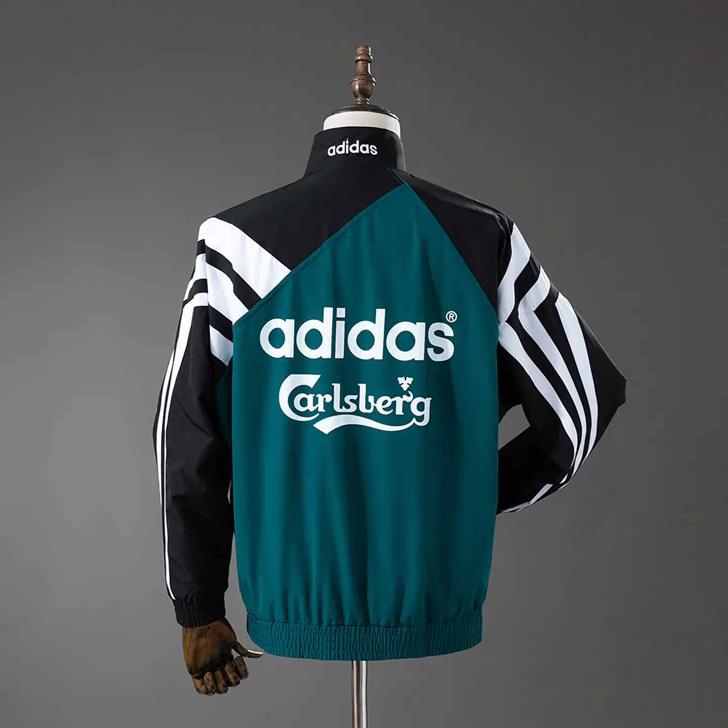 1995-96 Liverpool Rain Jacket 2