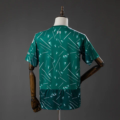 2026-27 Liverpool Green Goalkeeper Jersey
