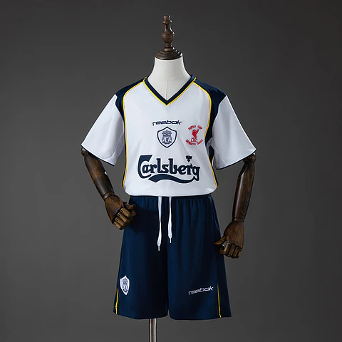 2001-02 Liverpool Away Kids Kit