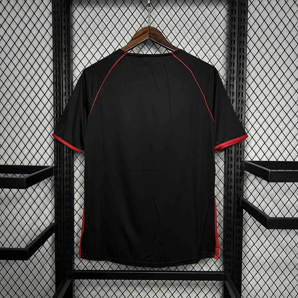2005-06 Sunderland Away Jersey 2