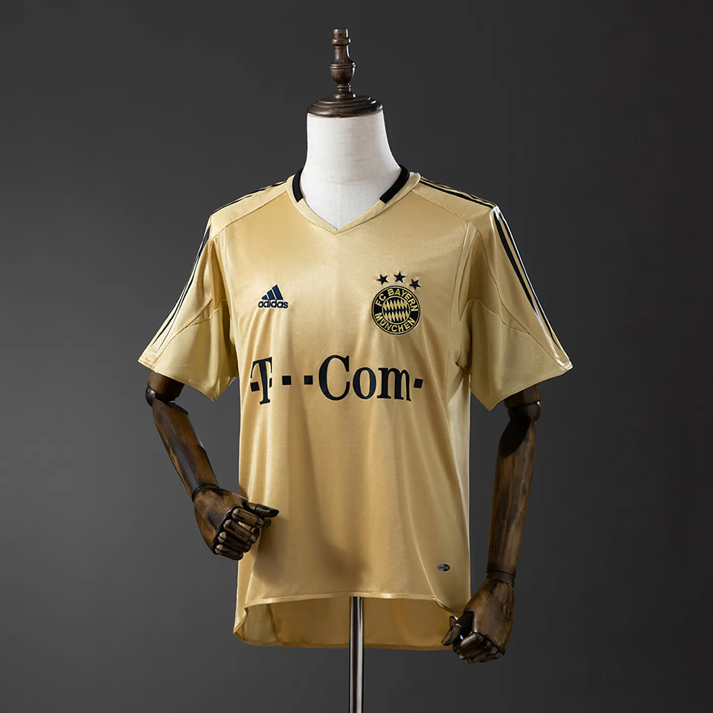 2004-06 Bayern Munich Away Jersey 1