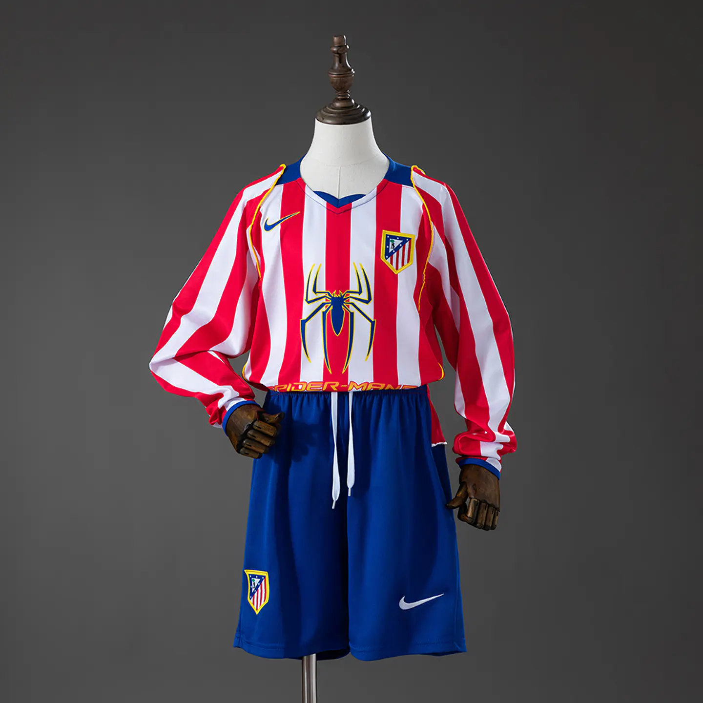2004-05 Atletico Madrid Home Long Sleeve Kids Kit 1
