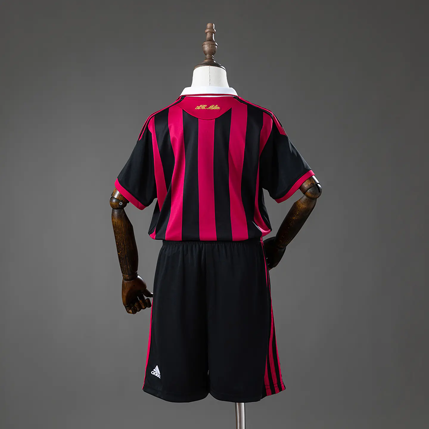 2009-10 AC Milan Home Kids Kit 2