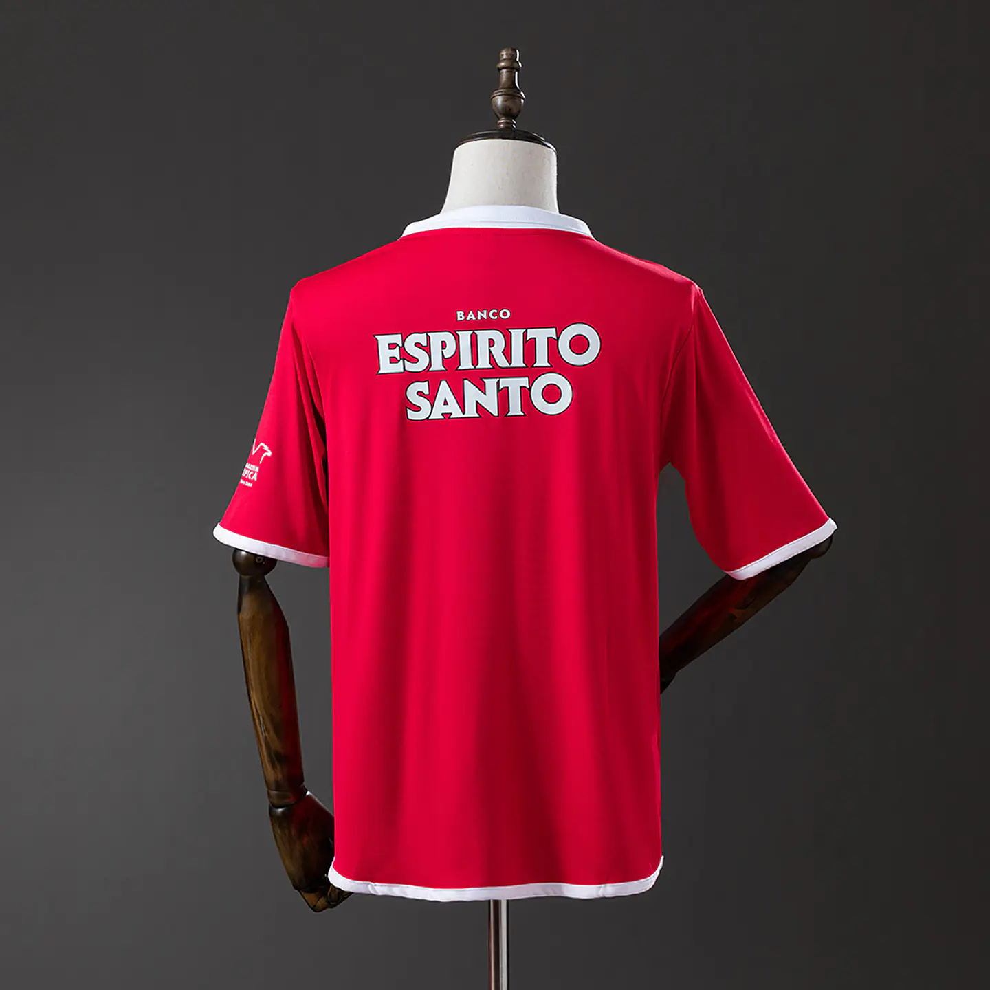 2003-05 Benfica Home Jersey 2