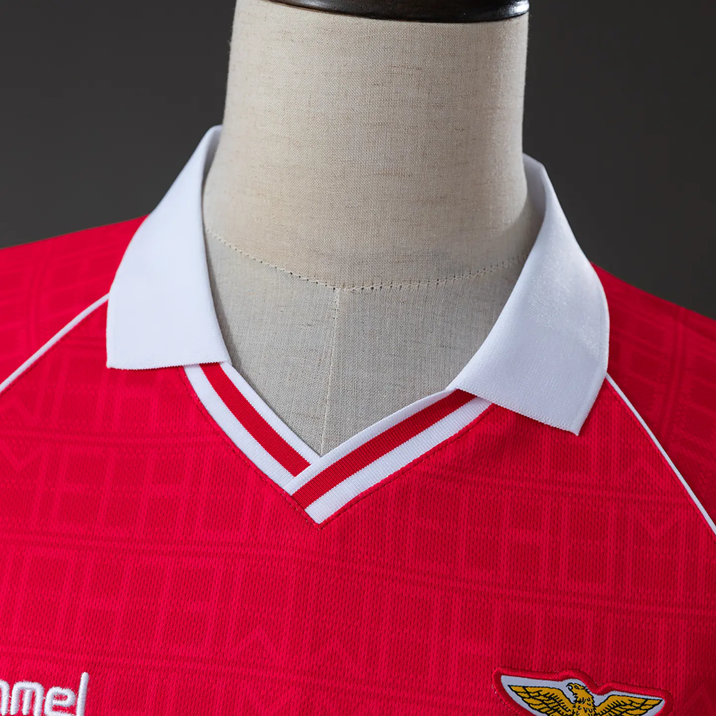 1990-91 Benfica Home Jersey 3
