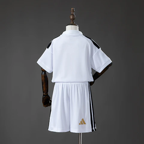 2026-27 Juventus Home Kids Kit