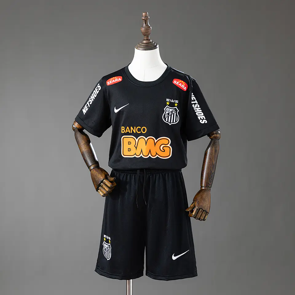 2012 Santos Black Kids Kit 1