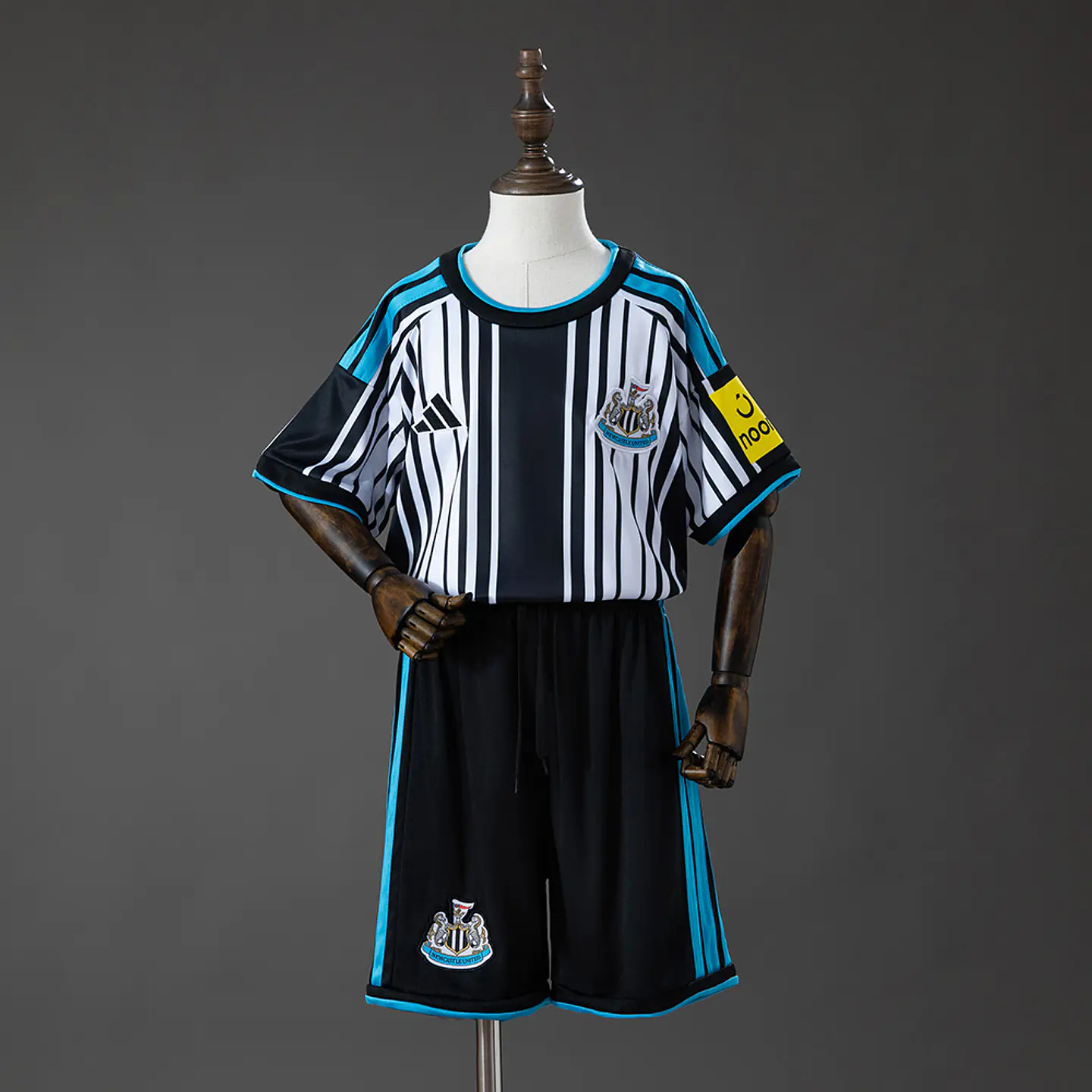 2026-27 Newcastle Home Kids Kit 1