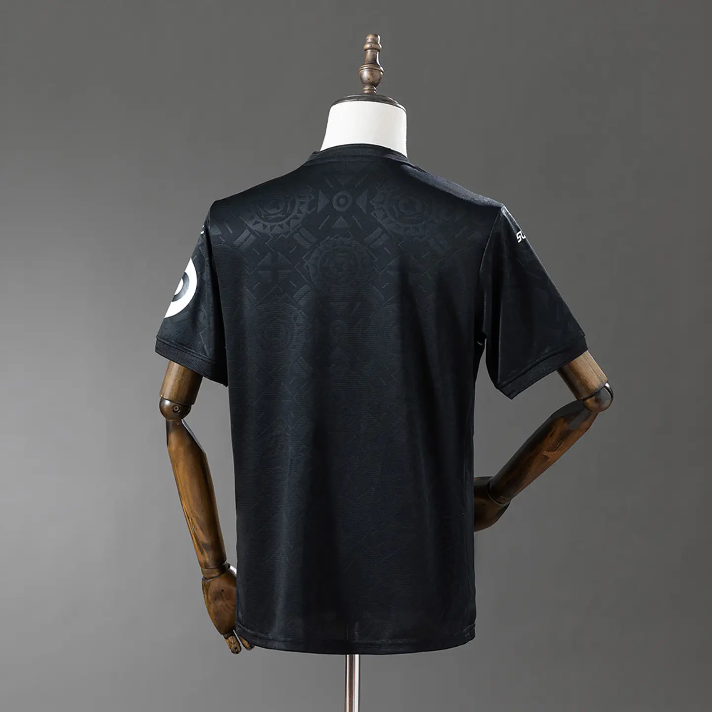 2025-26 Wolverhampton Wanderers Black Goalkeeper Jersey 2