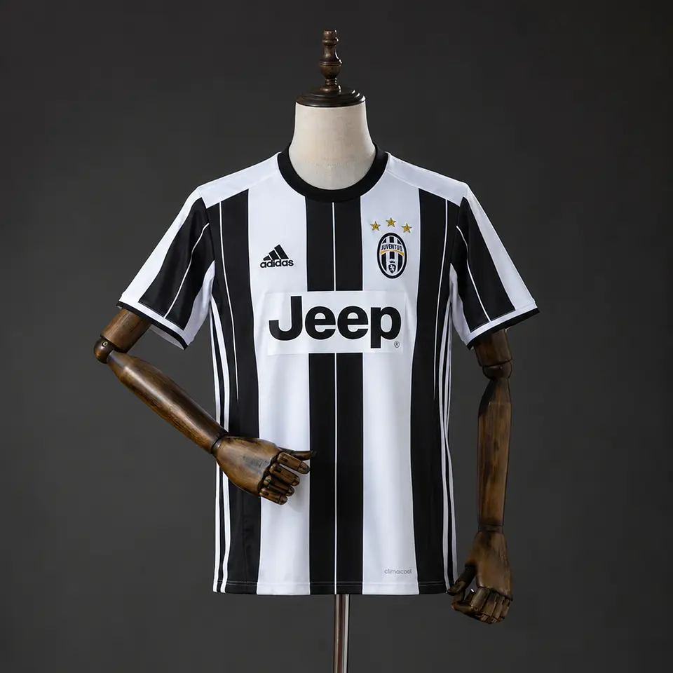 2016-17 Juventus Home Jersey 1