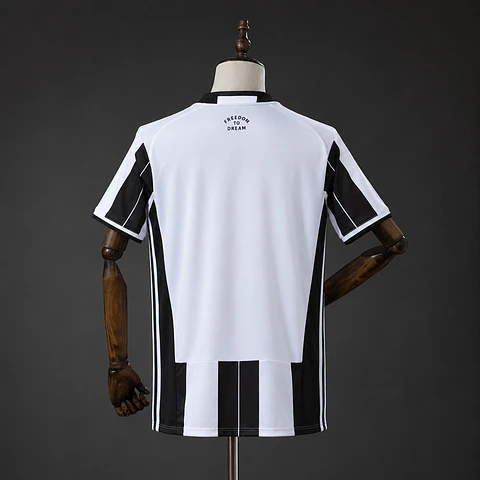 2016-17 Juventus Home Jersey